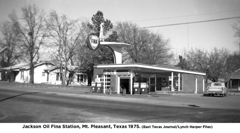 Jackson Oil Fina Station